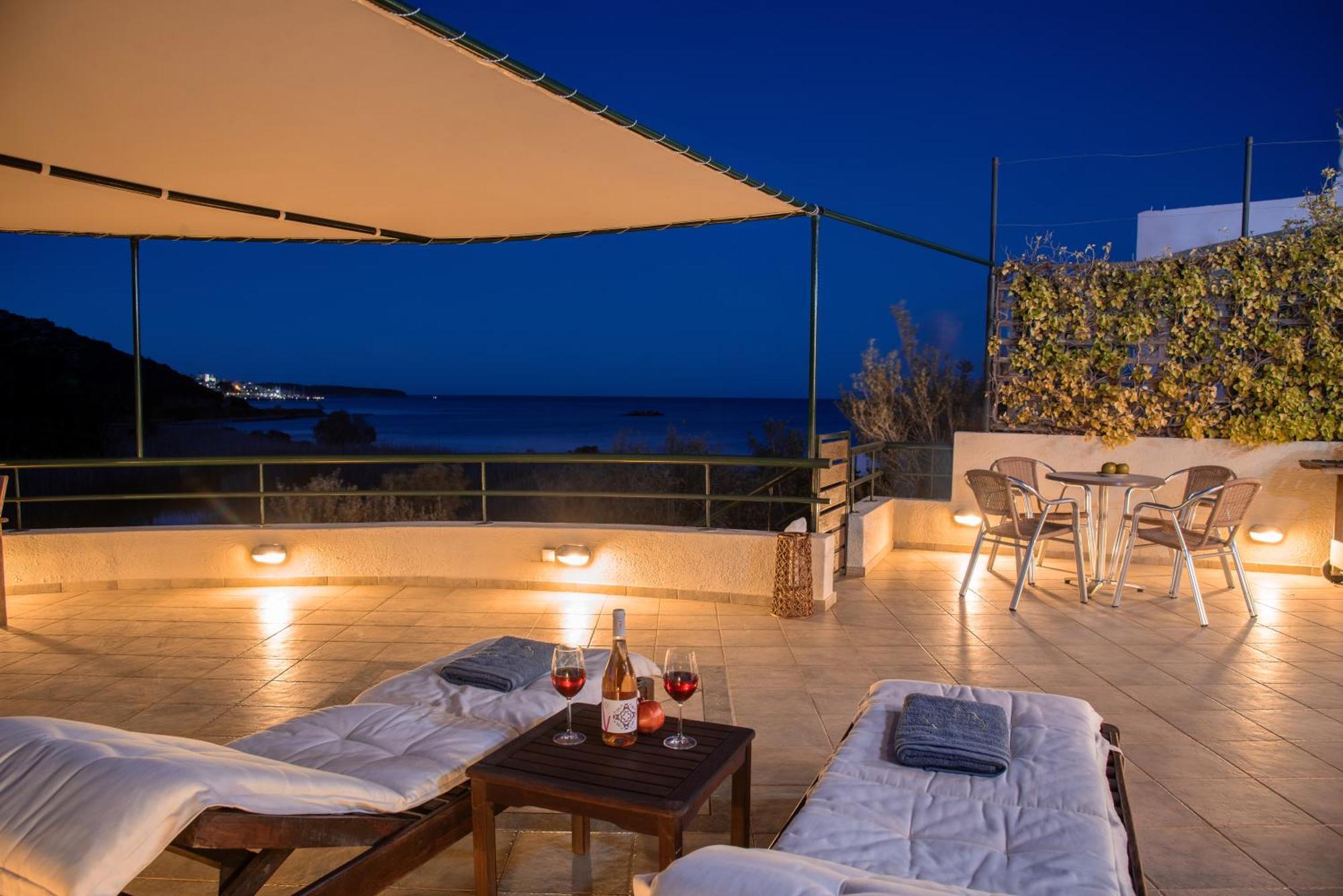 Coastal Dream Beachview Jacuzzi& Sauna Amoudara  Экстерьер фото