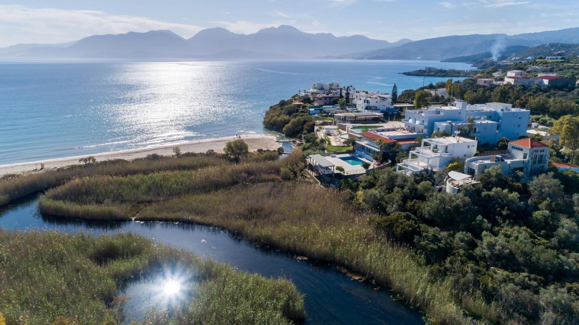 Coastal Dream Beachview Jacuzzi& Sauna Amoudara  Экстерьер фото